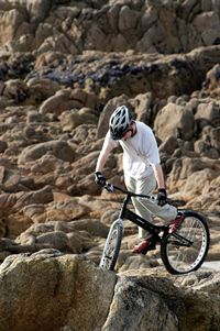 CYCLO-BIKE-TRIAL-200X301.jpg