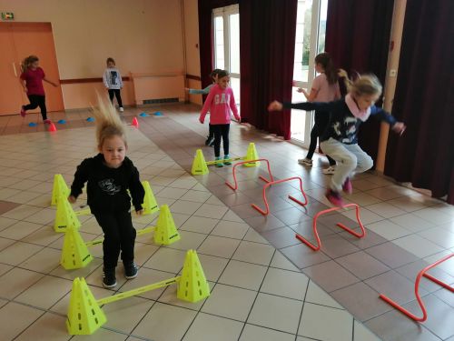 Dossier_p15_ASC_Nailly_animation_sauts_enfants_H.jpg