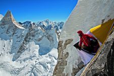 Histoires_image_couv_109_copyright_Jimmy_CHIN_9781984859501_lay_art_r1_(002).jpg