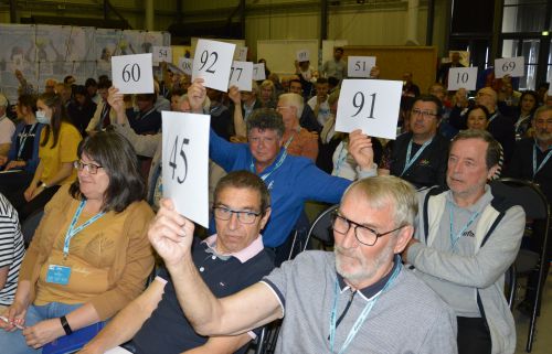 Juridique_vote_carton_Brive_2022_c_Philippe_Brenot.jpg