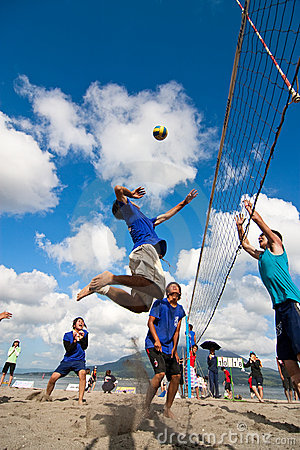 beach-volleyball-spike-thumb14684246.jpg
